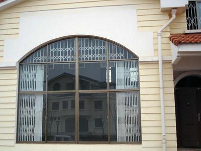 生產(chǎn)廠家_生產(chǎn)廠家供貨商_供應專業(yè)防護網(wǎng)生產(chǎn)廠家_生產(chǎn)廠家價格_西安伊諾窗飾工程